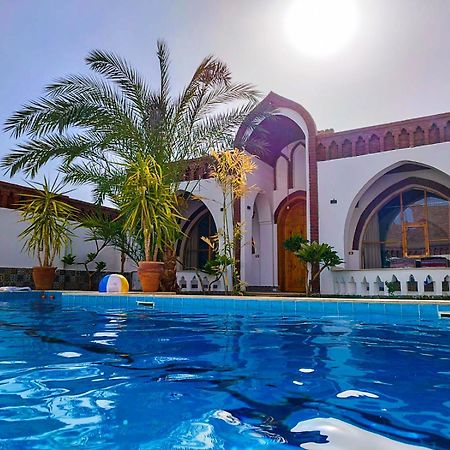 Villa Kemet Jazirat al Awwamiyah Екстериор снимка