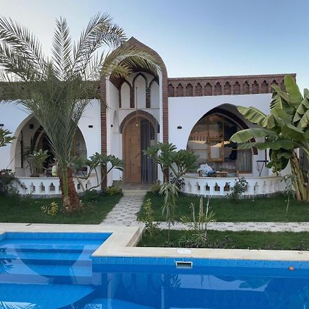 Villa Kemet Jazirat al Awwamiyah Екстериор снимка