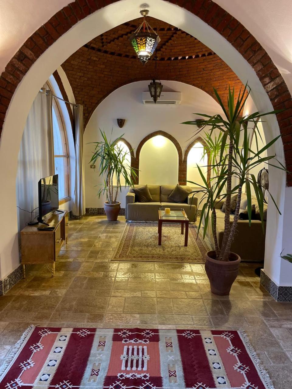 Villa Kemet Jazirat al Awwamiyah Екстериор снимка