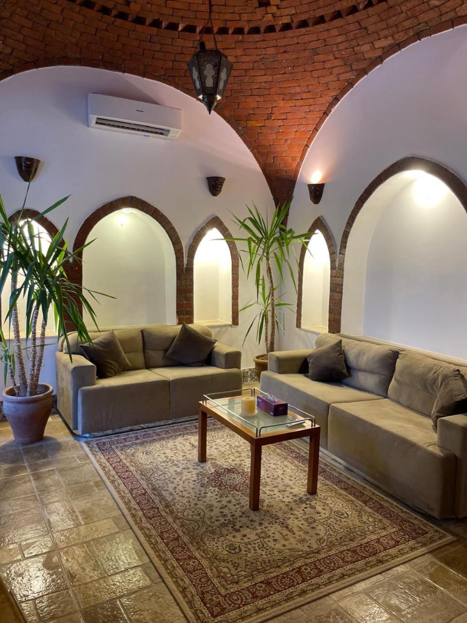 Villa Kemet Jazirat al Awwamiyah Екстериор снимка