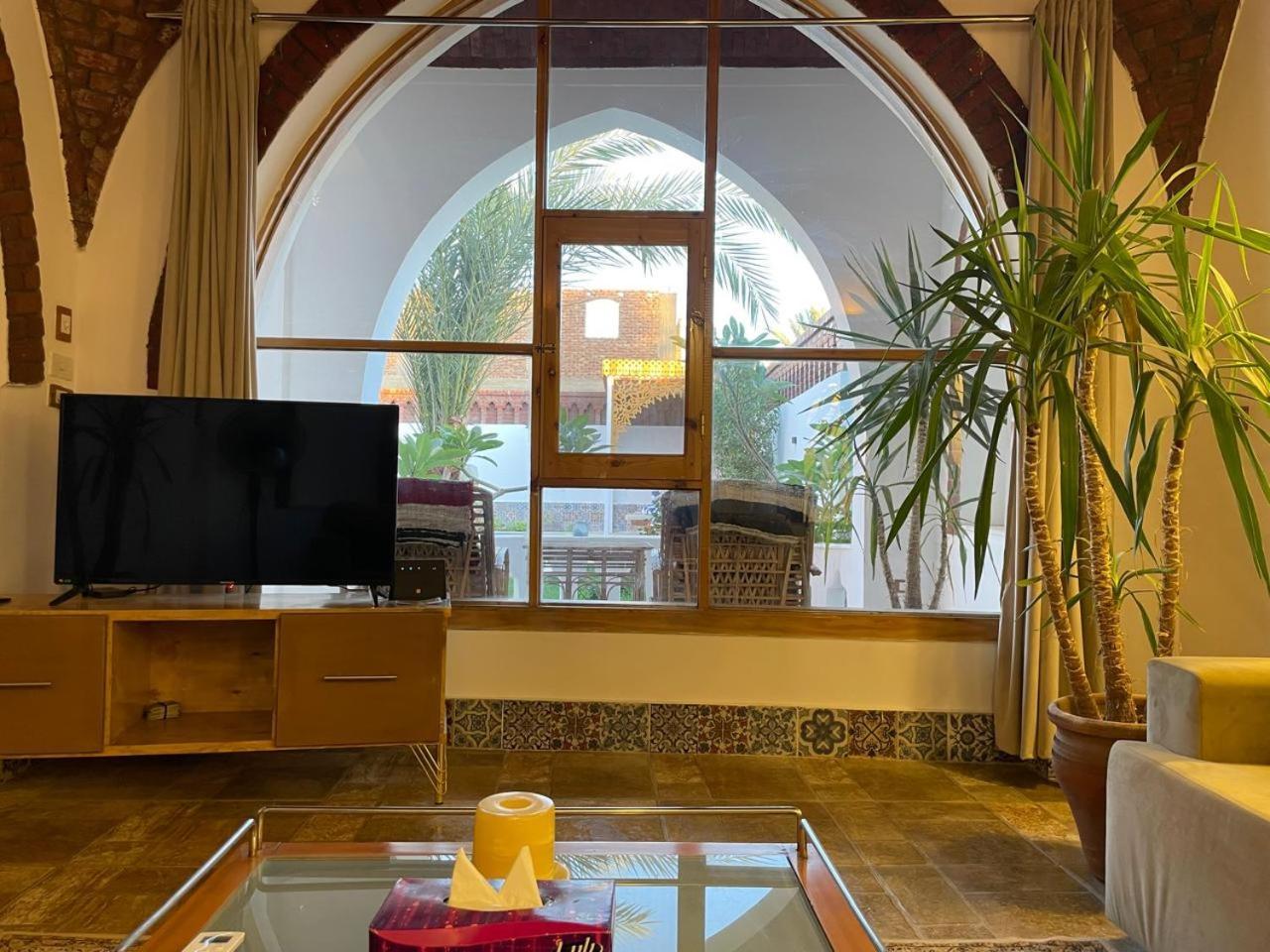 Villa Kemet Jazirat al Awwamiyah Екстериор снимка
