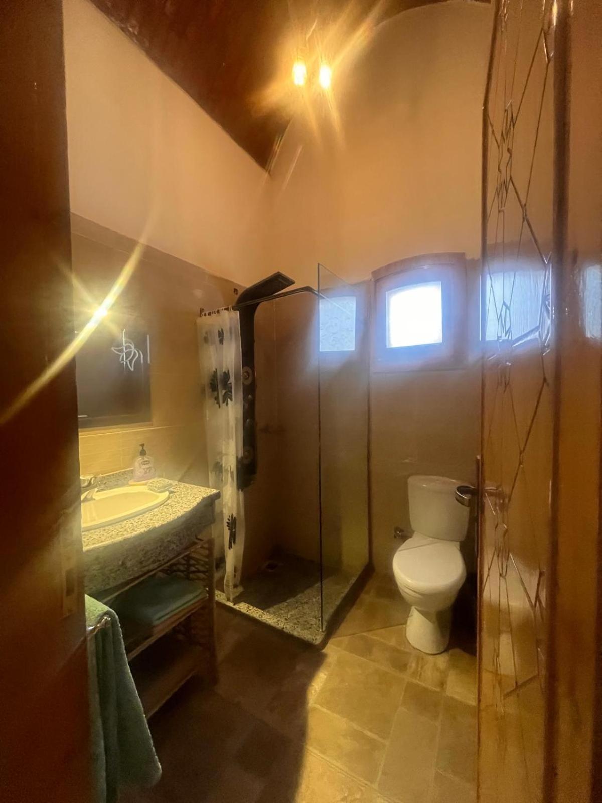 Villa Kemet Jazirat al Awwamiyah Екстериор снимка
